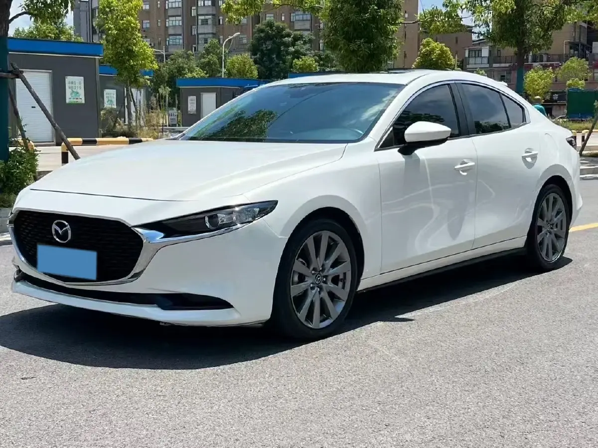 2020 Mazda 3 Axela 2.0L 158HP L4 6AT