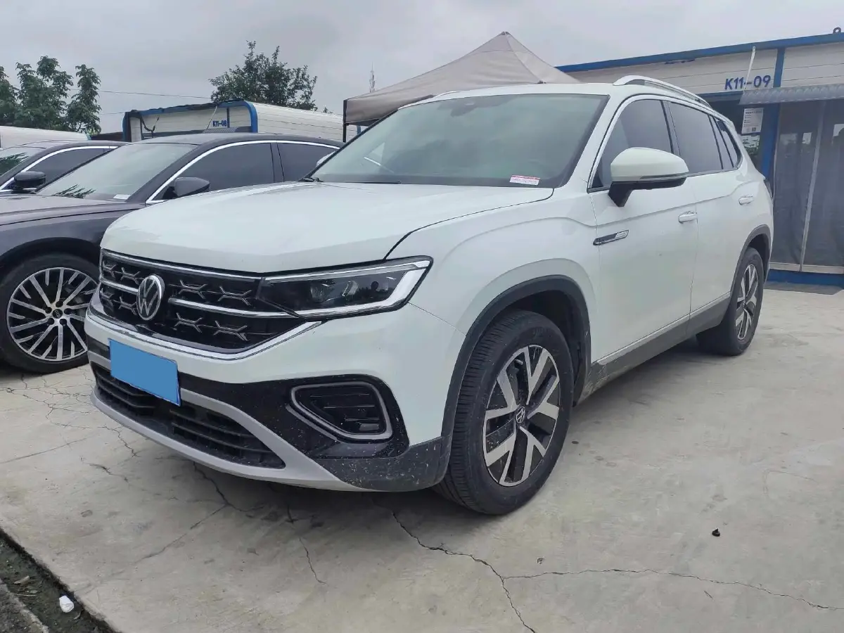 2024 Volkswagen Tayron 2.0T 186HP L4 7DCT