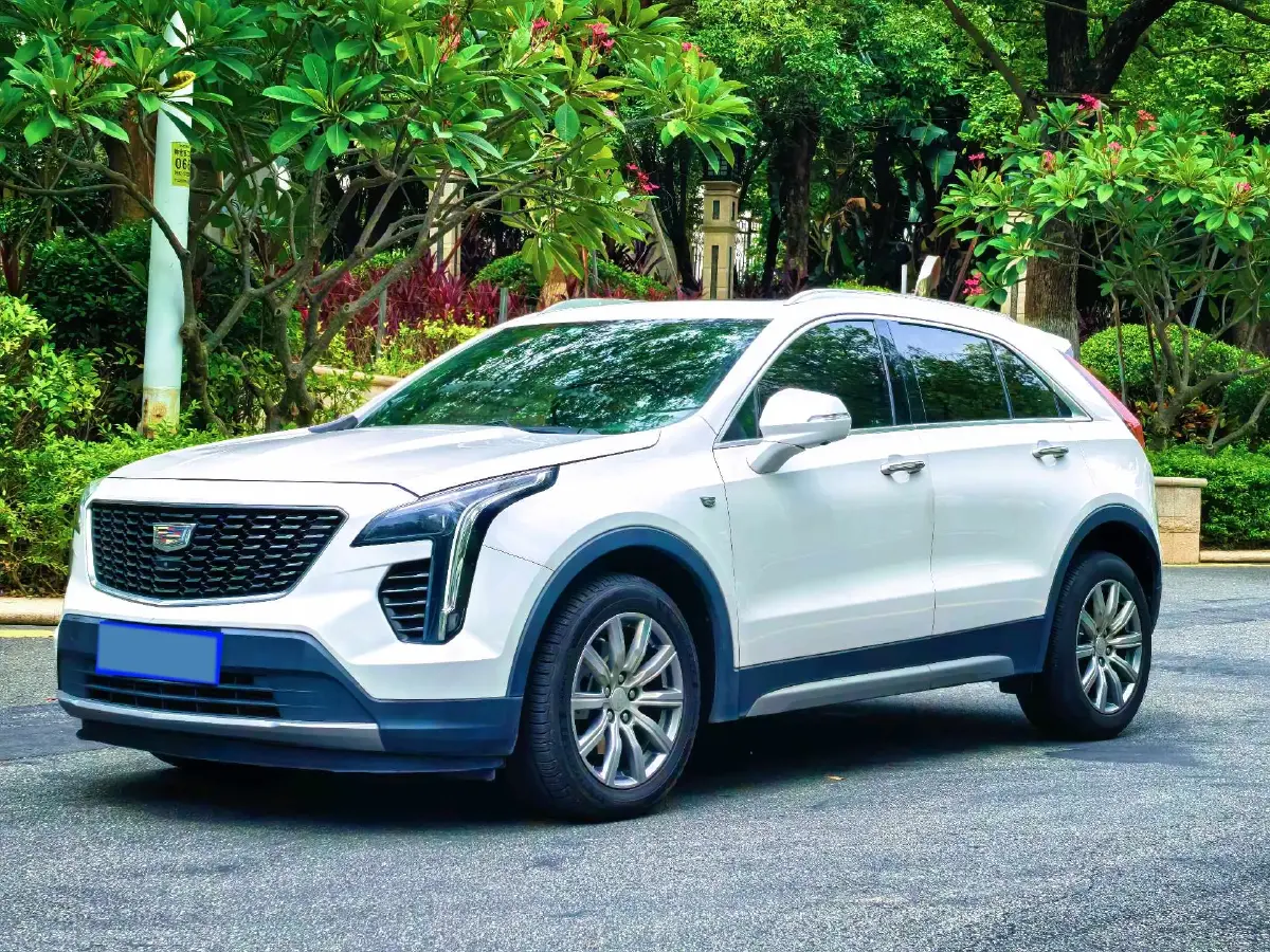 2021 Cadillac XT4 2.0T 237HP L4 9AT