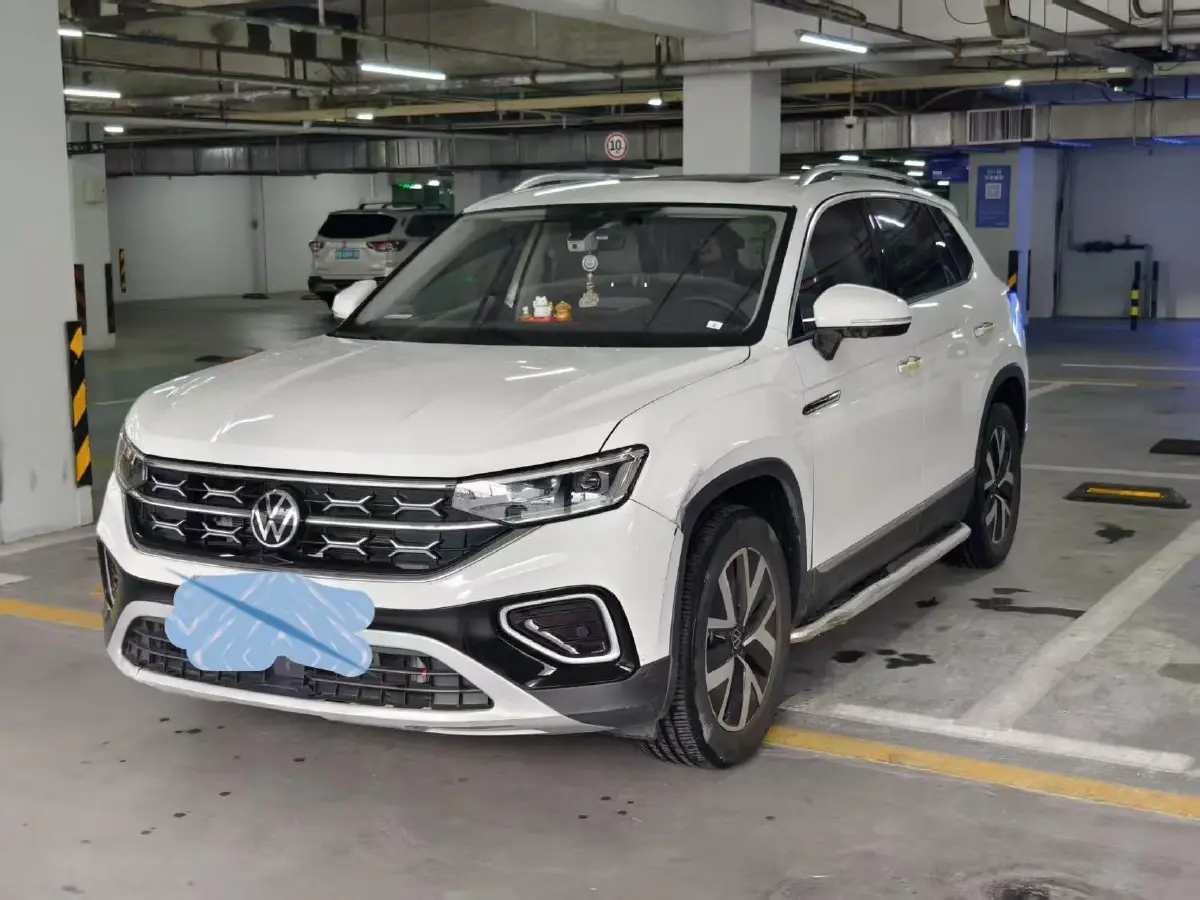 2023 Volkswagen Tayron 2.0T 186HP L4 7DCT