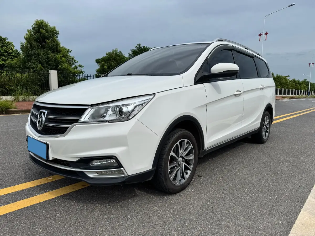 2021 BaoJun 730 1.5T 147HP L4 6MT