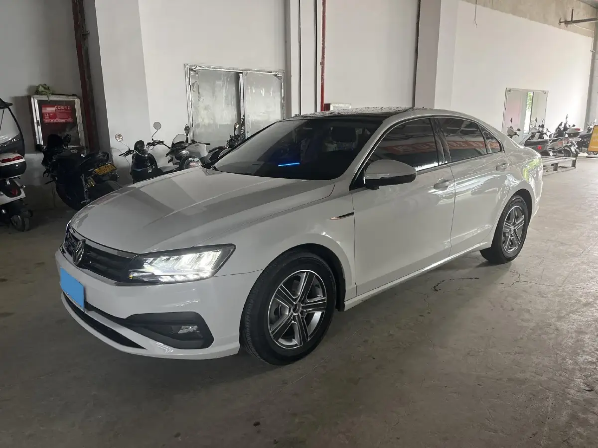 2021 Volkswagen Lamando 1.4T 131HP L4 7DCT