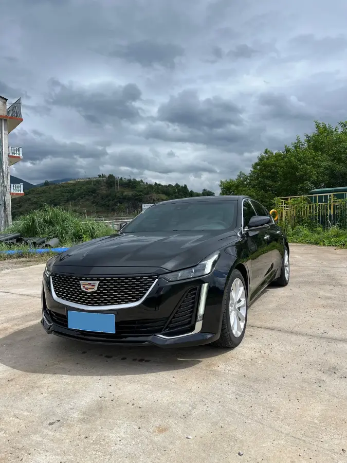 2020 Cadillac CT5 2.0T 237HP L4 10AT