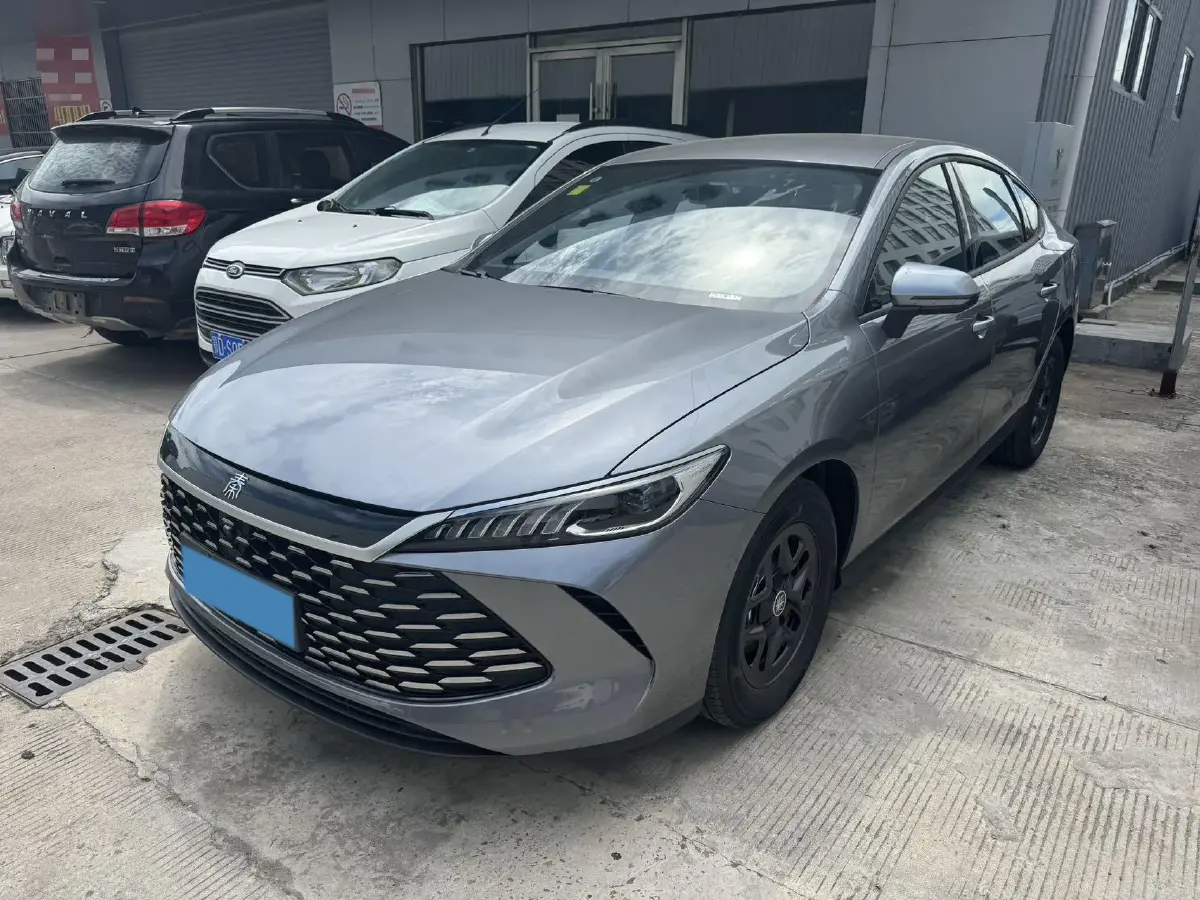 2025 BYD Qin Plus 1.5L 101HP L4 E-CVT PHEV 7.68KWH