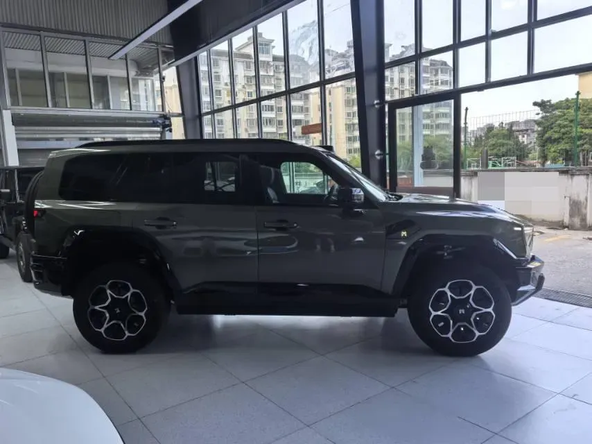 2025 M Hero WarriorM817 1.5T 197HP L4 2DHT PHEV,autocango,china used car exporter,china ev exporter,chinese used car exporter,chinese used ev exporter