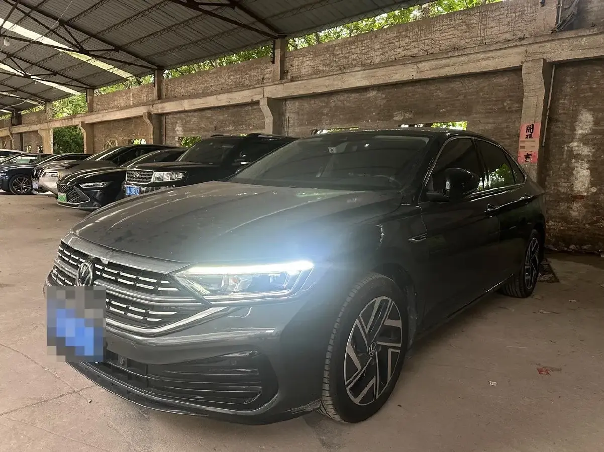 2023 Volkswagen Sagitar 1.4T 150HP L4 7DCT