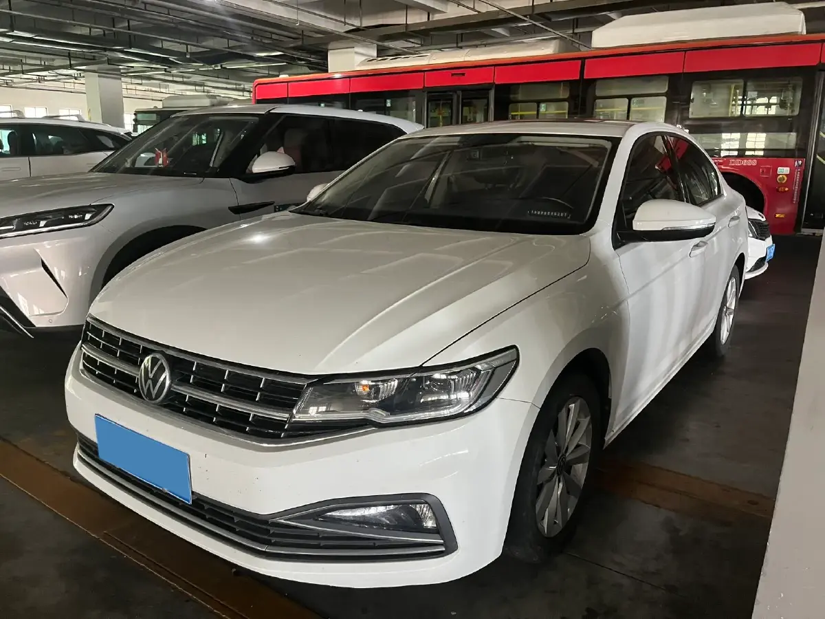 2020 Volkswagen Bora 1.5L 113HP L4 6AT