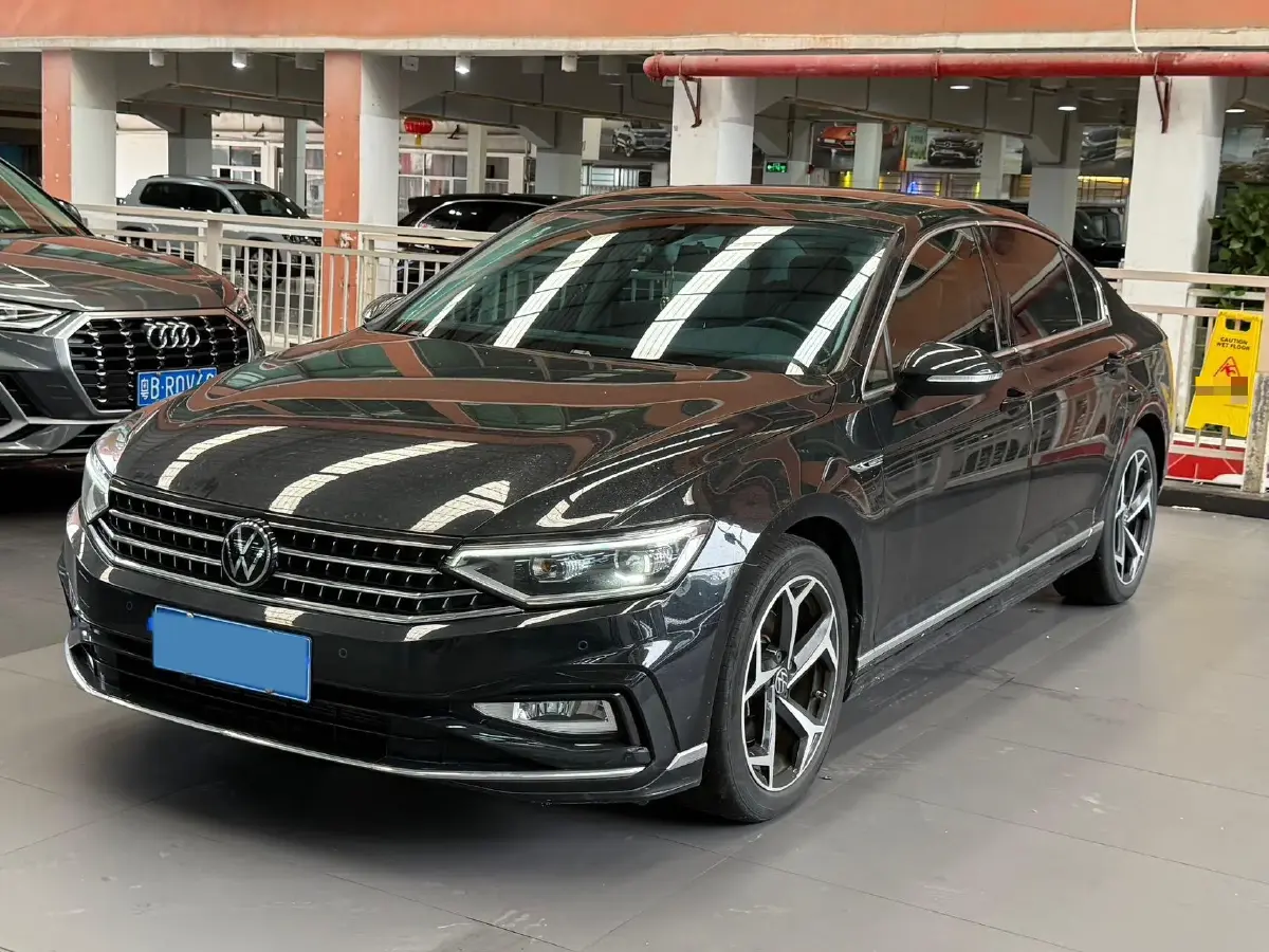 2023 Volkswagen Magotan 2.0T 186HP L4 7DCT