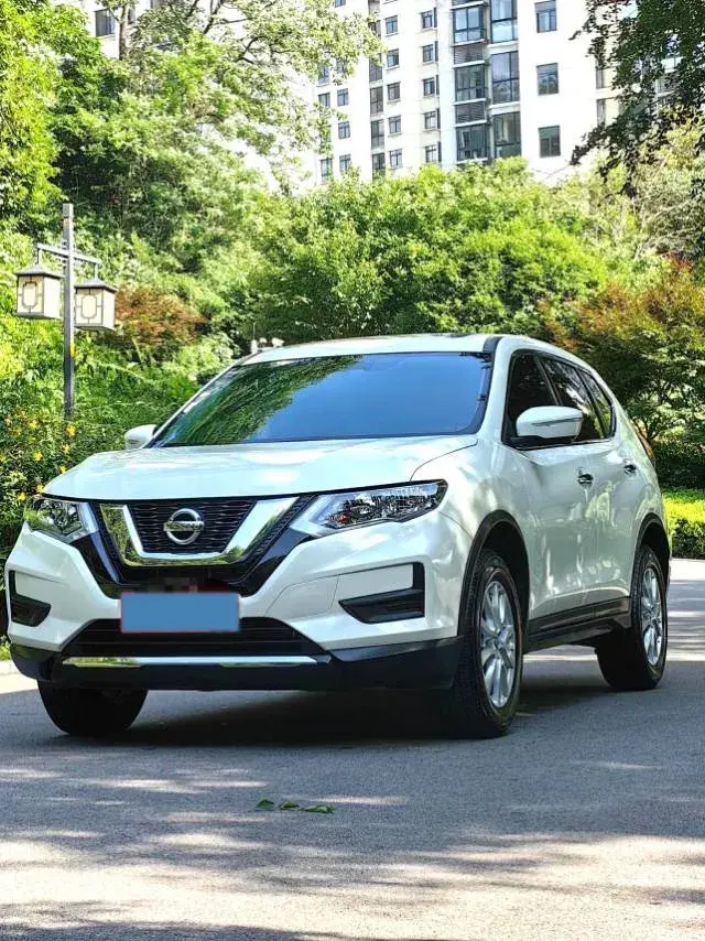 2023 Nissan X-Trail 2.0L 151HP L4 CVT