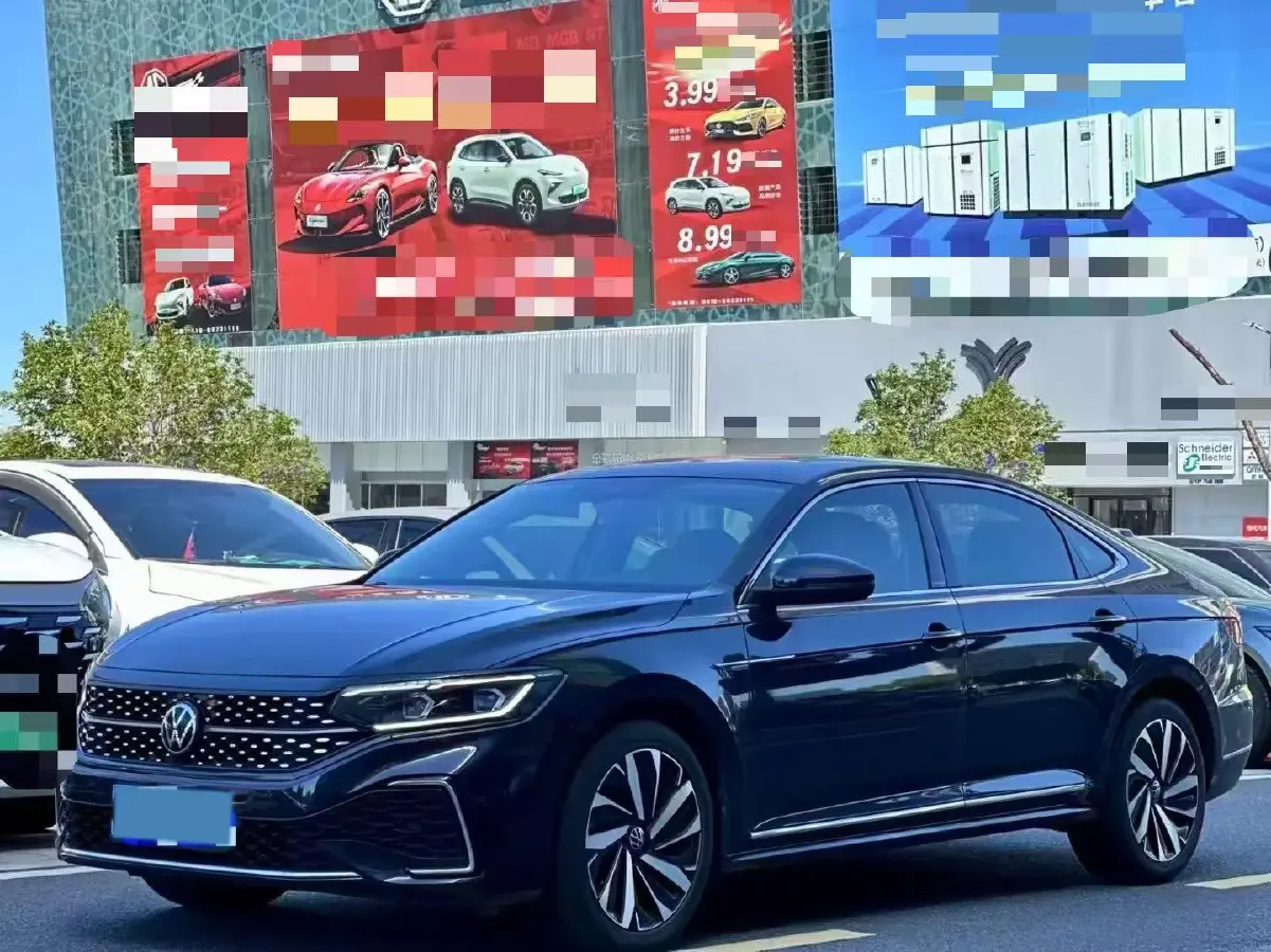 2022 Volkswagen Passat 2.0T 186HP L4 7DCT