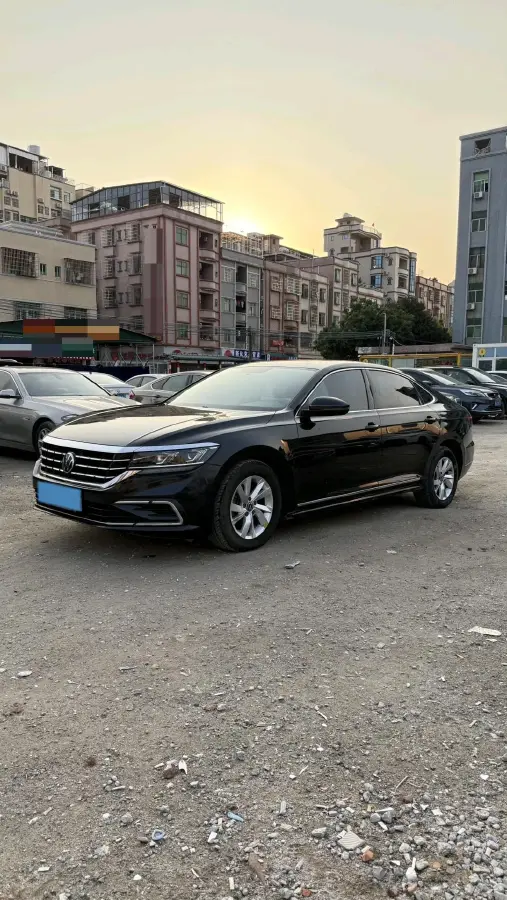 2021 Volkswagen Passat 1.4T 150HP L4 7DCT