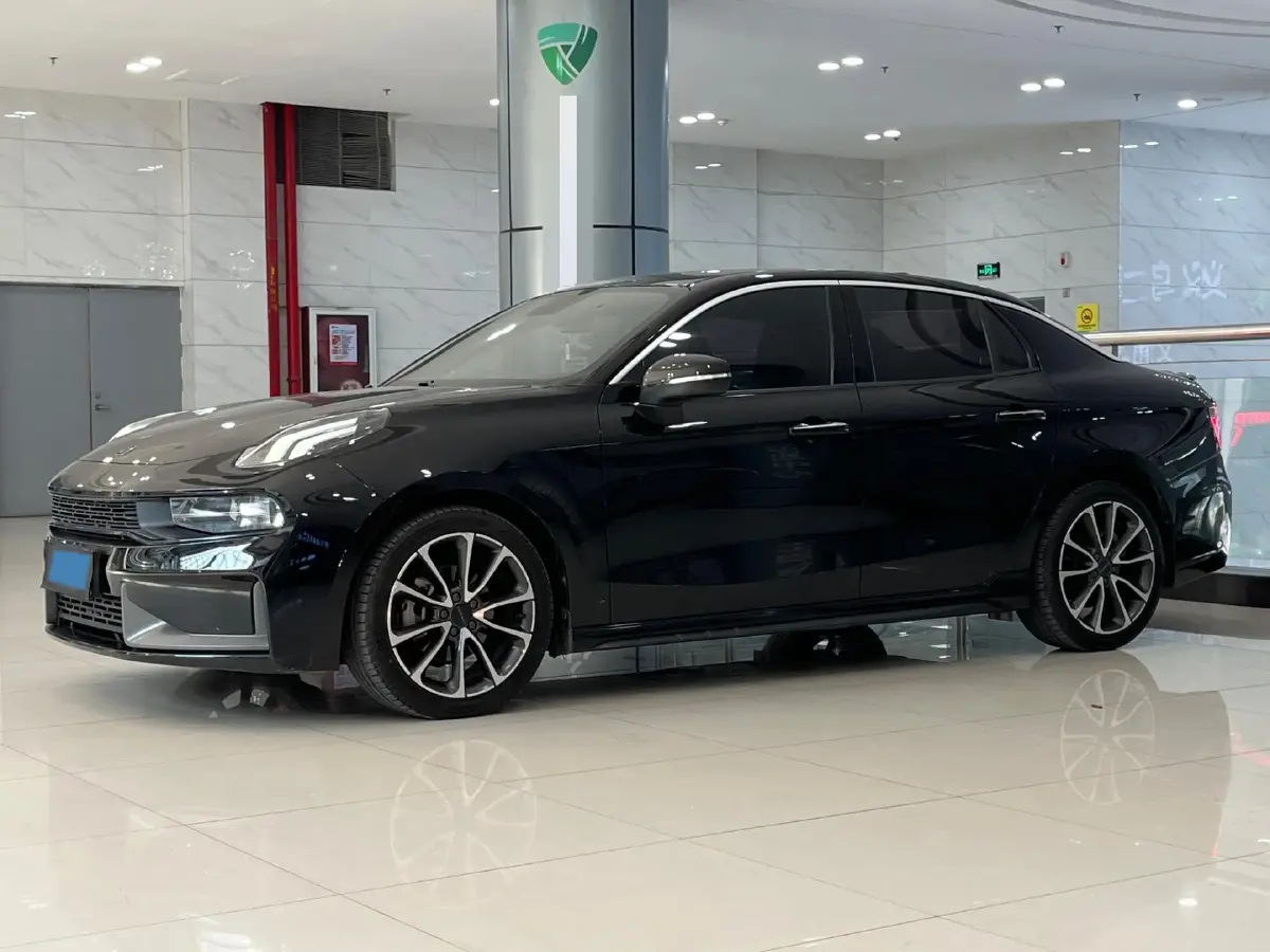 2019 LYNK&CO 03 1.5T 180HP L3 7DCT