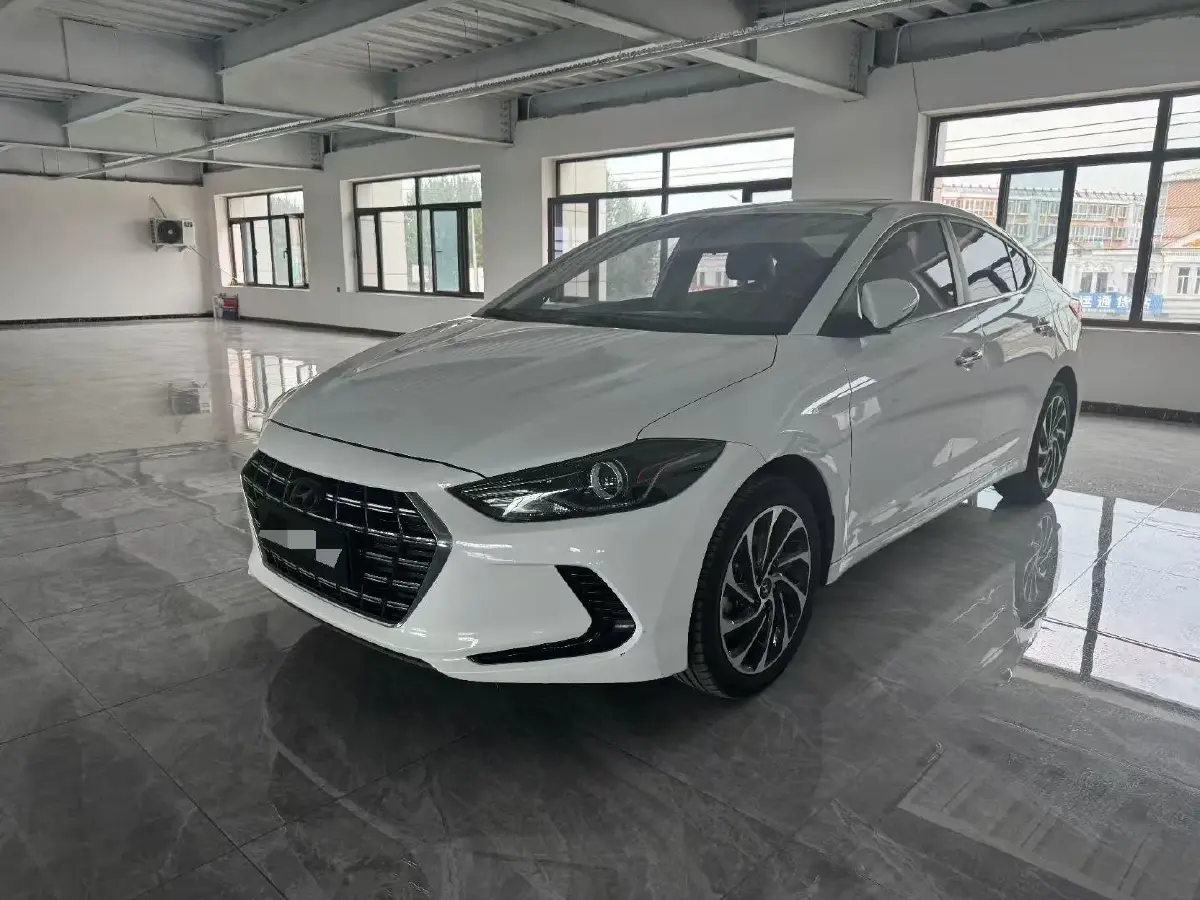2019 Hyundai Elantra 1.4T 130HP L4 7DCT