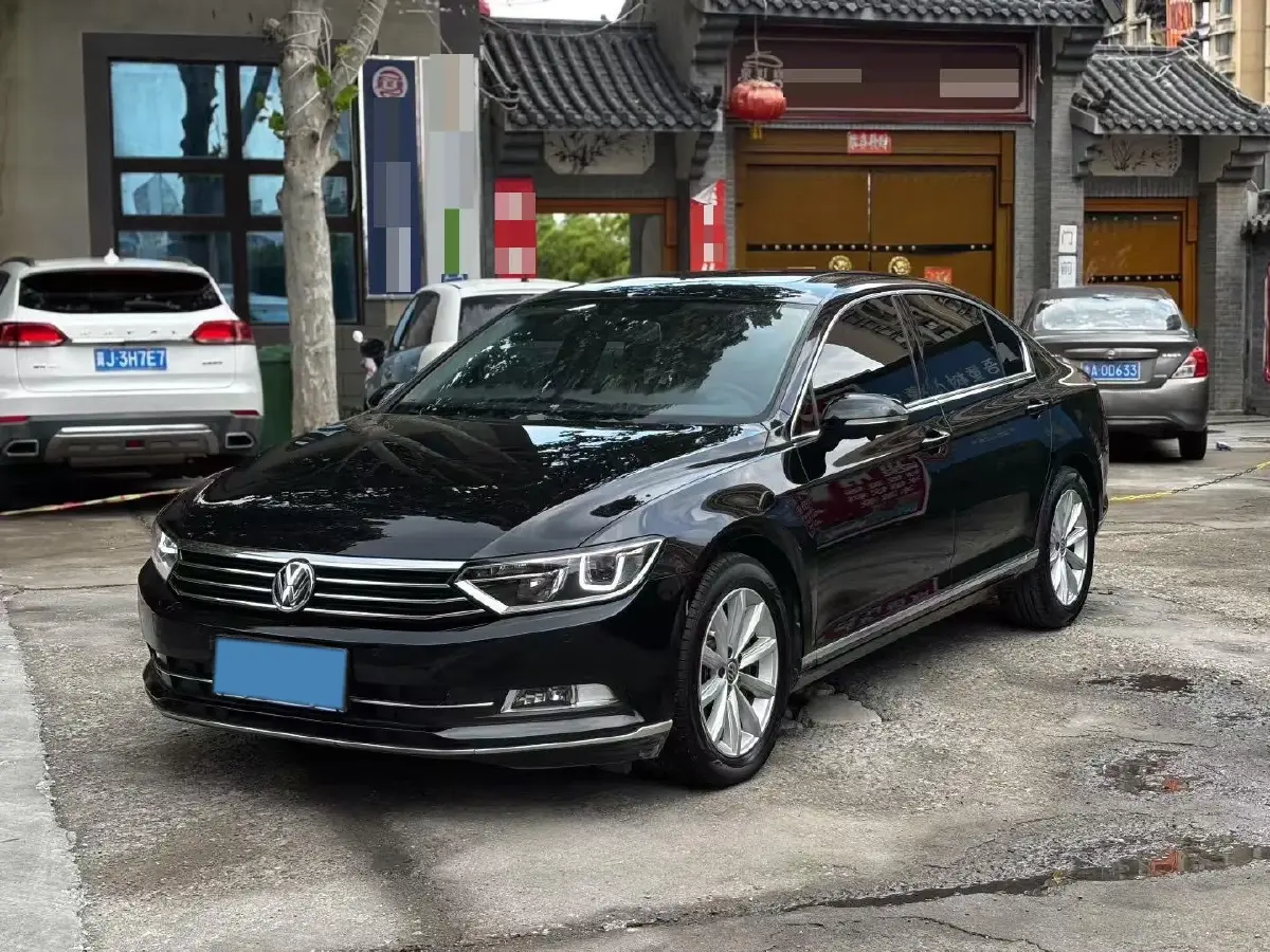 2017 Volkswagen Magotan 1.8T 180HP L4 7DCT