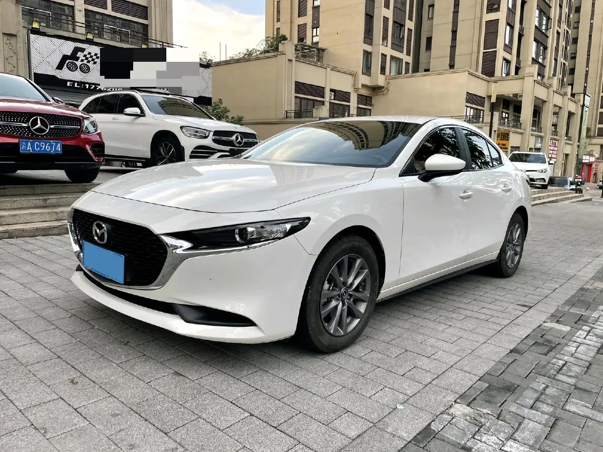 2022 Mazda 3 Axela 2.0L 158HP L4 6AT