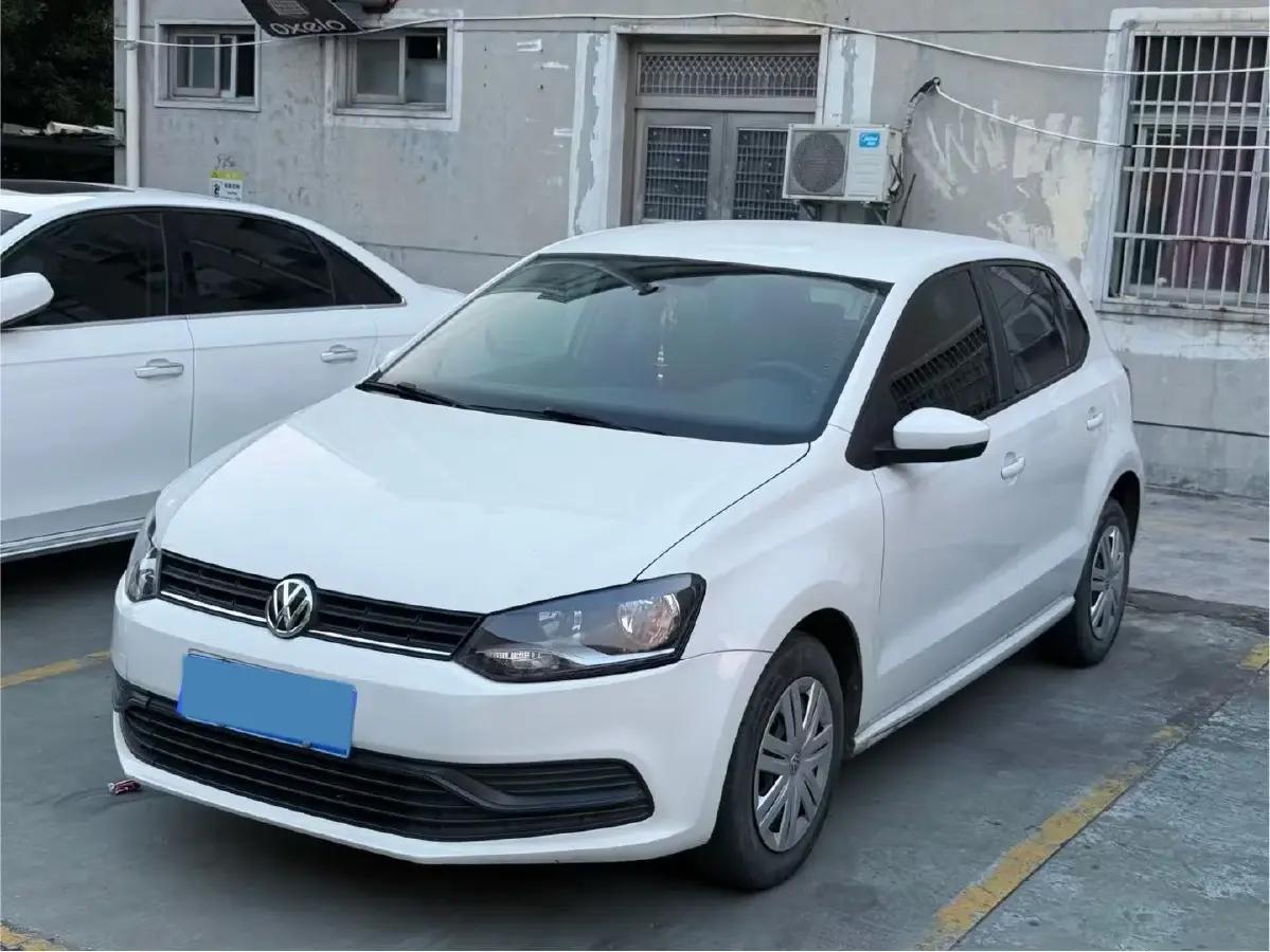 2018 Volkswagen Polo 1.5L 110HP L4 5MT