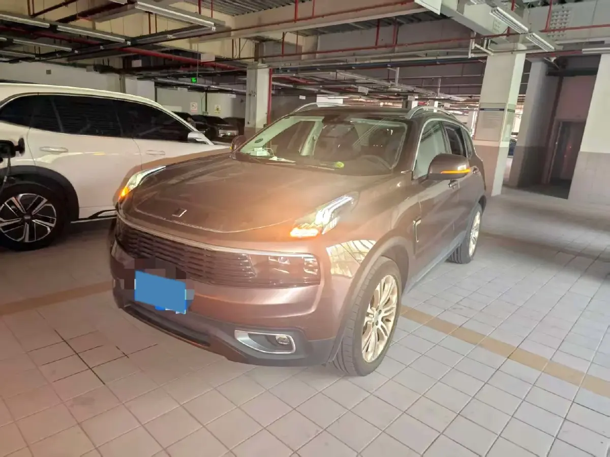 2019 LYNK&CO 01 2.0T 190HP L4 6AT
