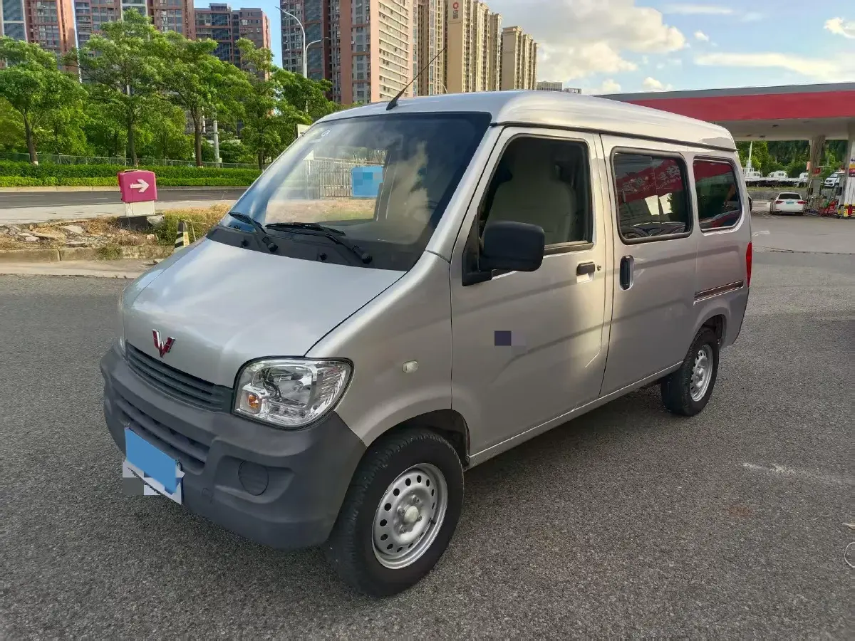 2023 WuLing ZhiGuang 1.5L 102HP L4 5MT