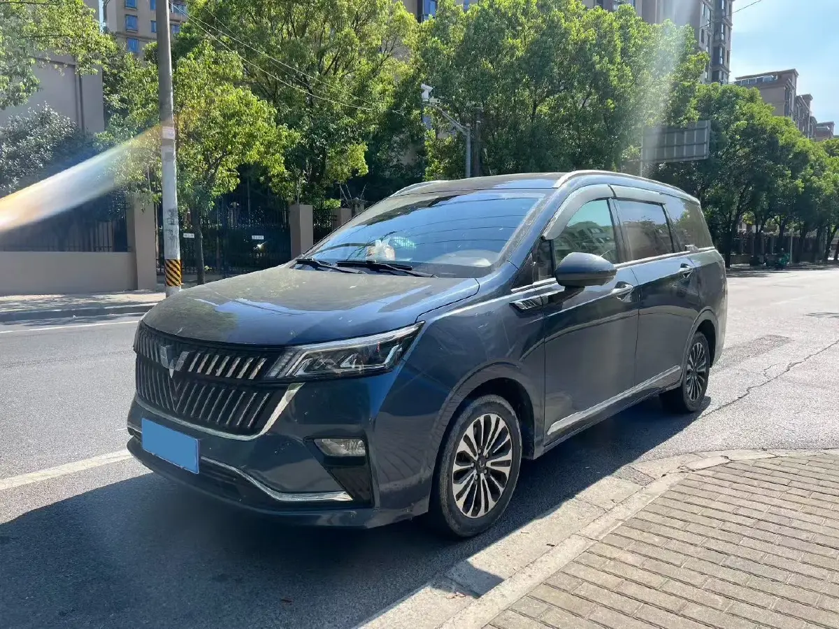 2022 WuLing JiaChen 1.5T 147HP L4 CVT