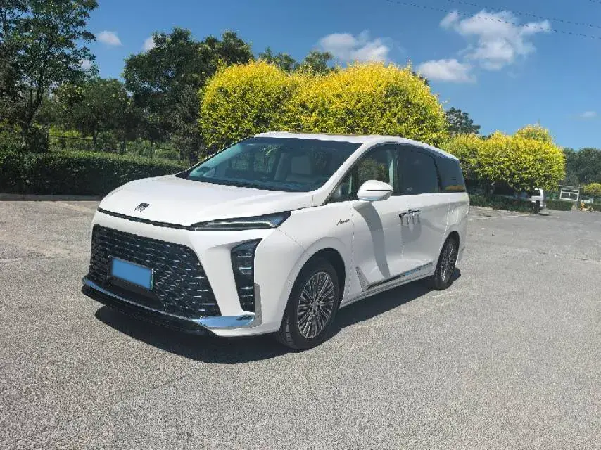 2024 Buick GL8 1.5T 180HP L4 2DHT PHEV 24.4KWH