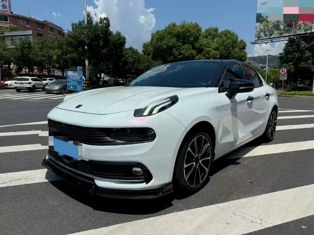 2018 LYNK&CO 03 1.5T 180HP L3 7DCT
