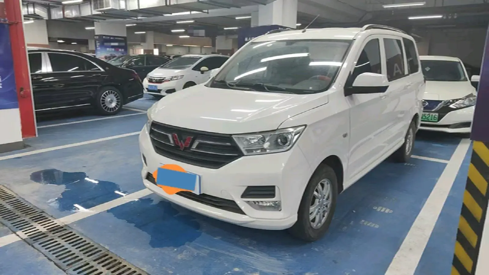 2019 WuLing HongGuang Plus 1.5T 147HP L4 6MT