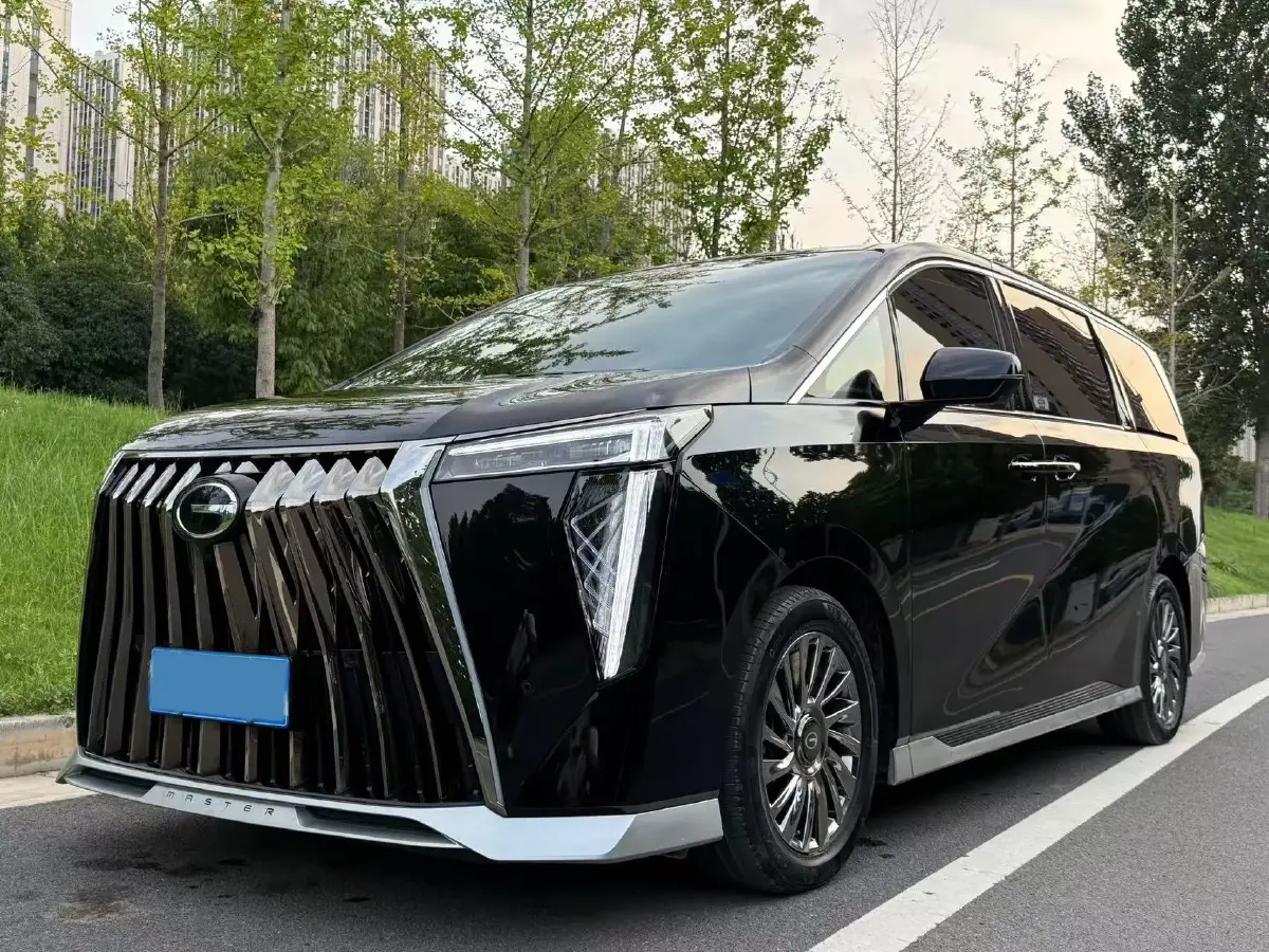 2023 GAC Trumpchi M8 2.0T 252HP L4 8AT