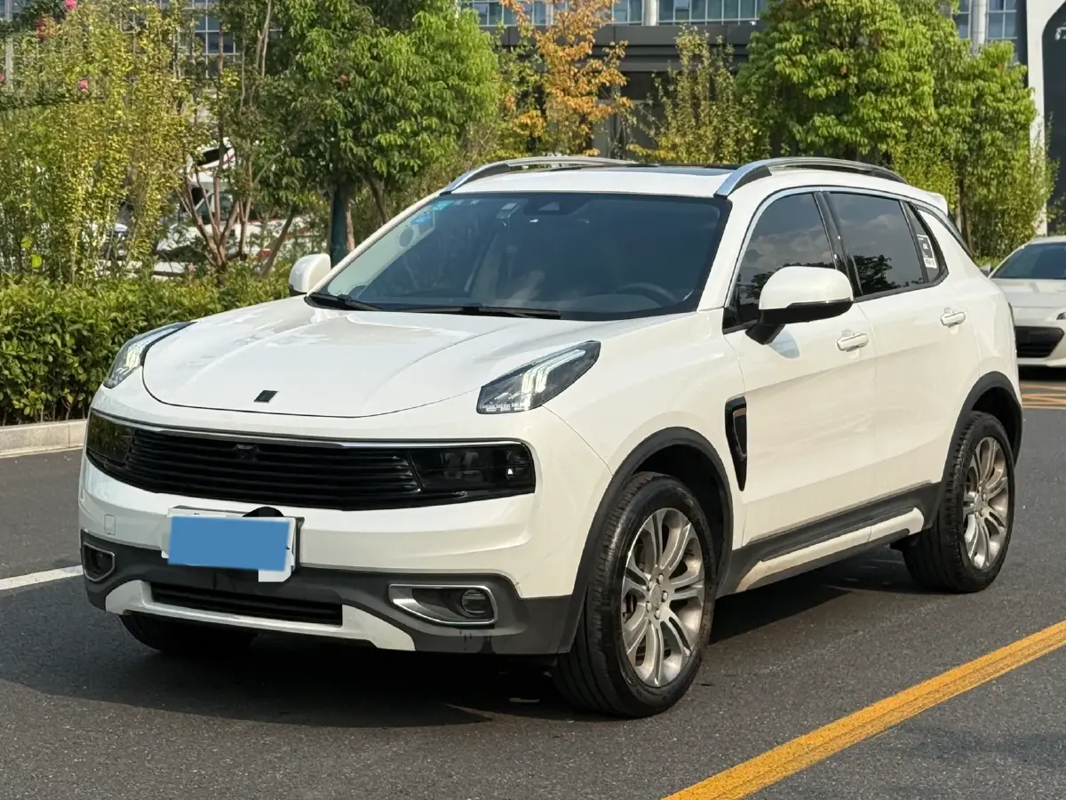 2019 LYNK&CO 01 2.0T 190HP L4 6AT