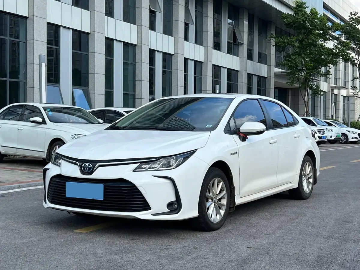 2021 Toyota Corolla 1.8L 98HP L4 E-CVT Hybrid
