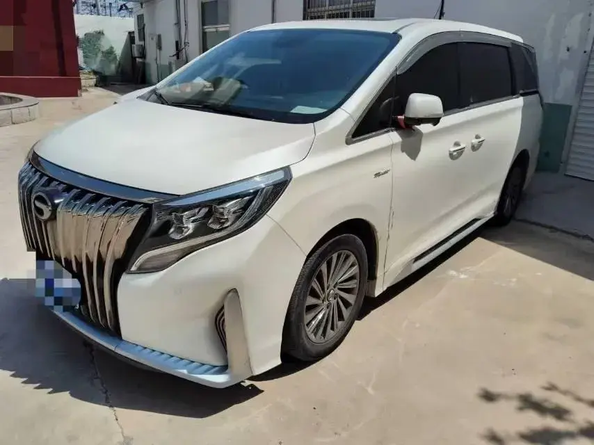 2021 GAC Trumpchi M8 2.0T 252HP L4 8AT