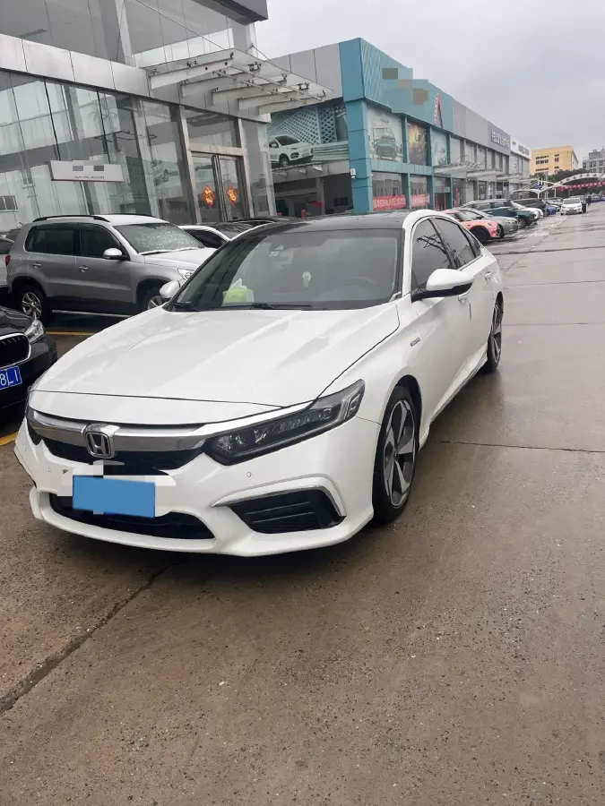 2019 Honda Inspire 2.0L 146HP L4 E-CVT Hybrid