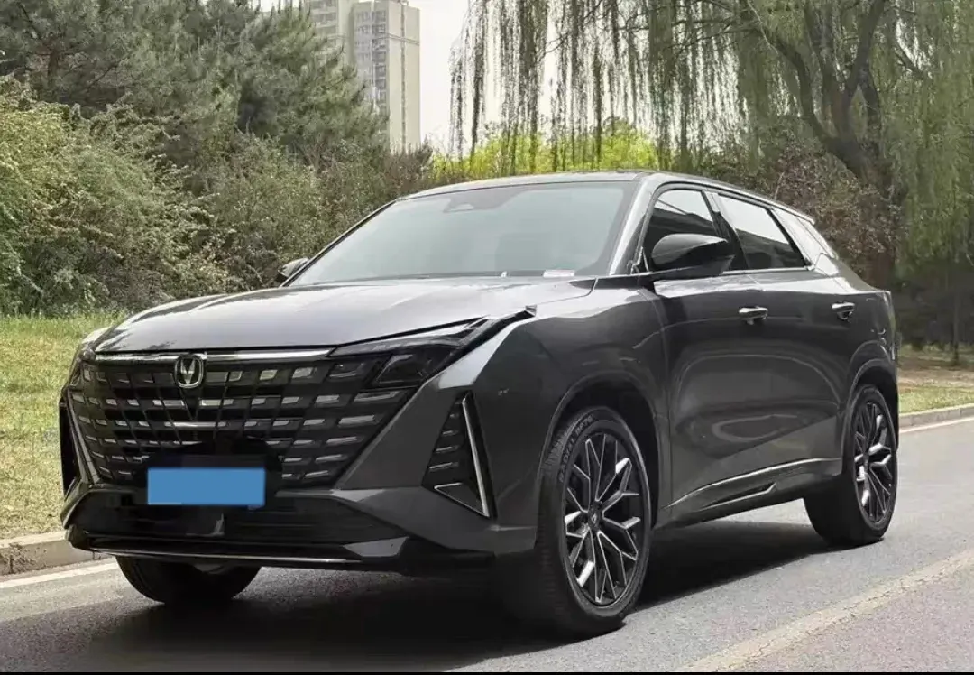 2025 ChangAn UNI-Z 1.5T 188HP L4 7DCT,autocango,china used car exporter,china ev exporter,chinese used car exporter,chinese used ev exporter