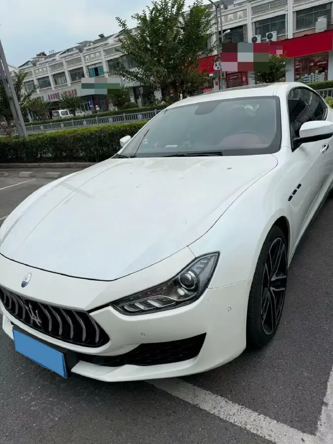 2021 Maserati Ghibli 2.0T 330HP L4 8AT