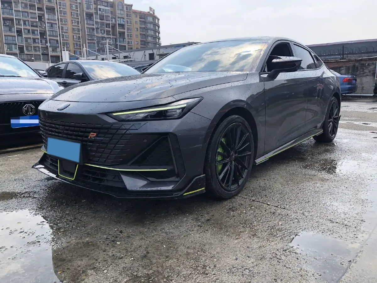 2022 ChangAn UNI-V 1.5T 188HP L4 7DCT