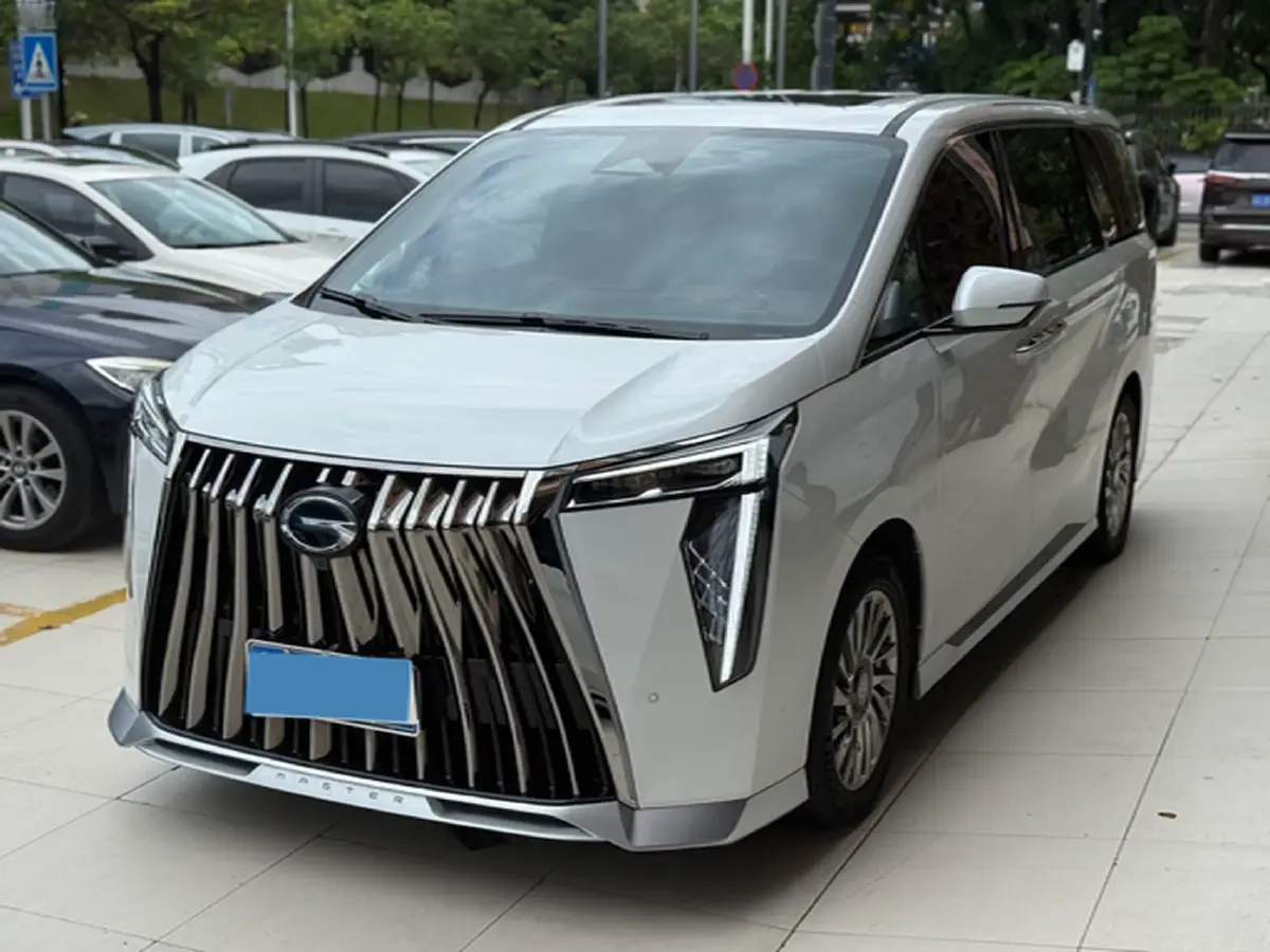 2025 GAC Trumpchi M8 2.0T 190HP L4 2DHT Hybrid