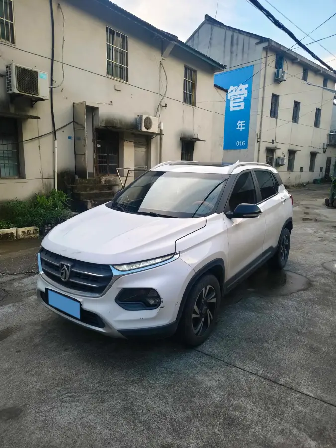 2017 BaoJun 510 1.5L 112HP L4 6MT