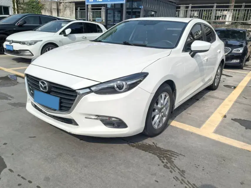 2017 Mazda 3 Axela 1.5L 117HP L4 6AT