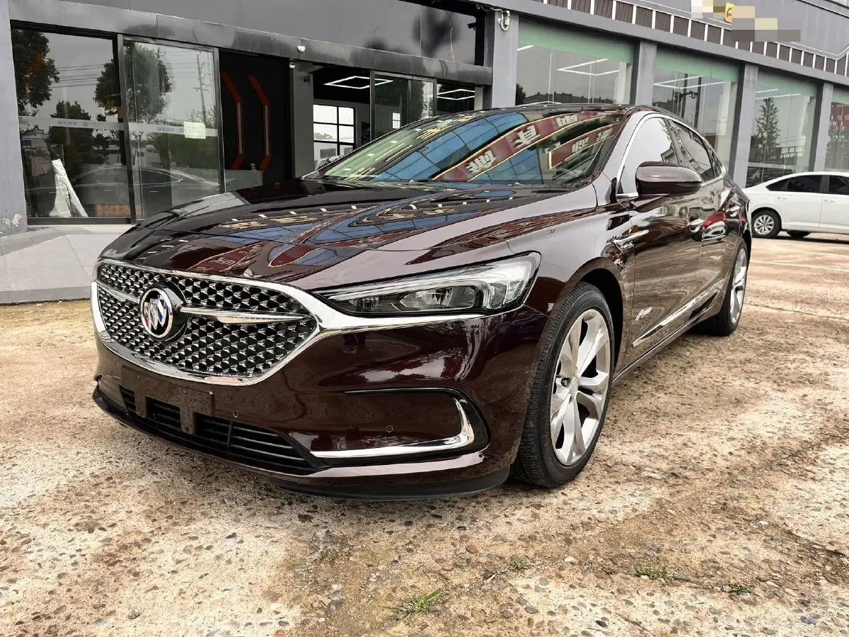 2022 Buick Larcosse 2.0T 237HP L4 9AT