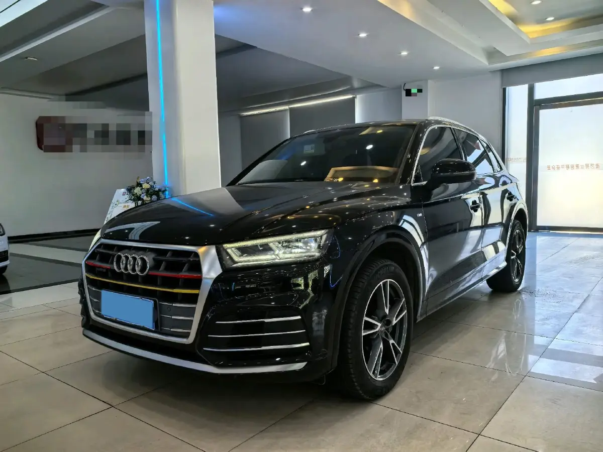 2020 Audi Q5L 2.0T 190HP L4 7DCT