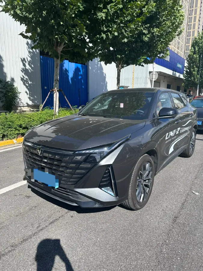 2025 ChangAn UNI-Z 1.5T 188HP L4 7DCT