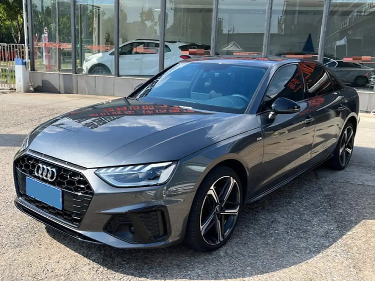 2024 Audi A4L 2.0T 190HP L4 7DCT