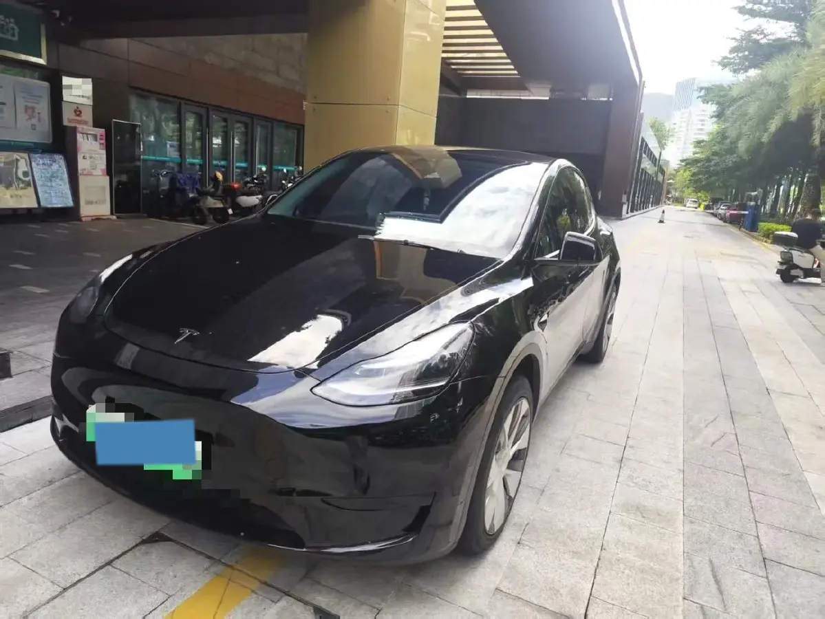 2022 Tesla Model Y BEV 60KWH