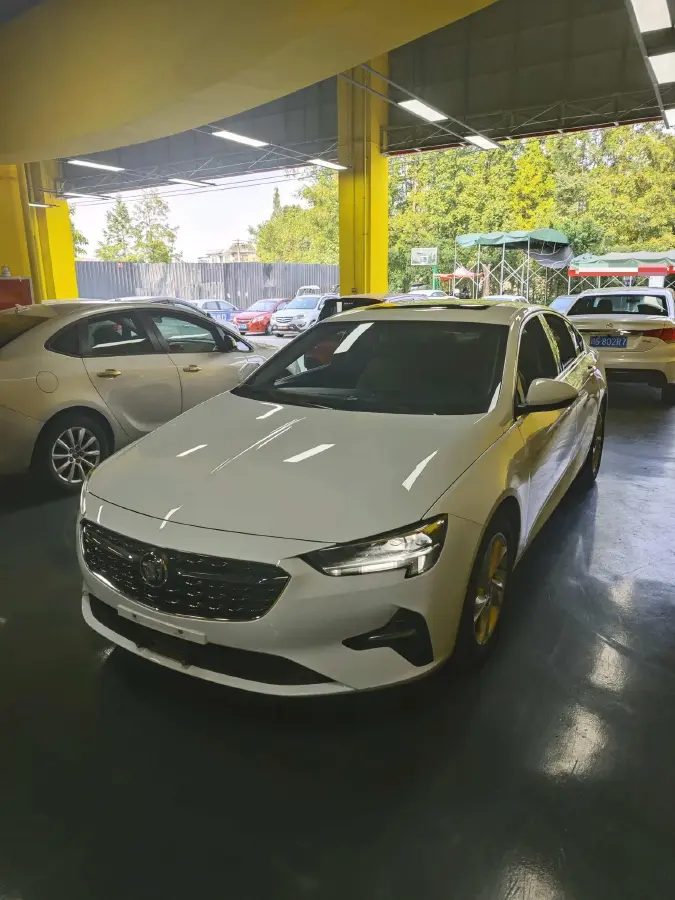 2020 Buick Regal 1.5T 169HP L4 9AT