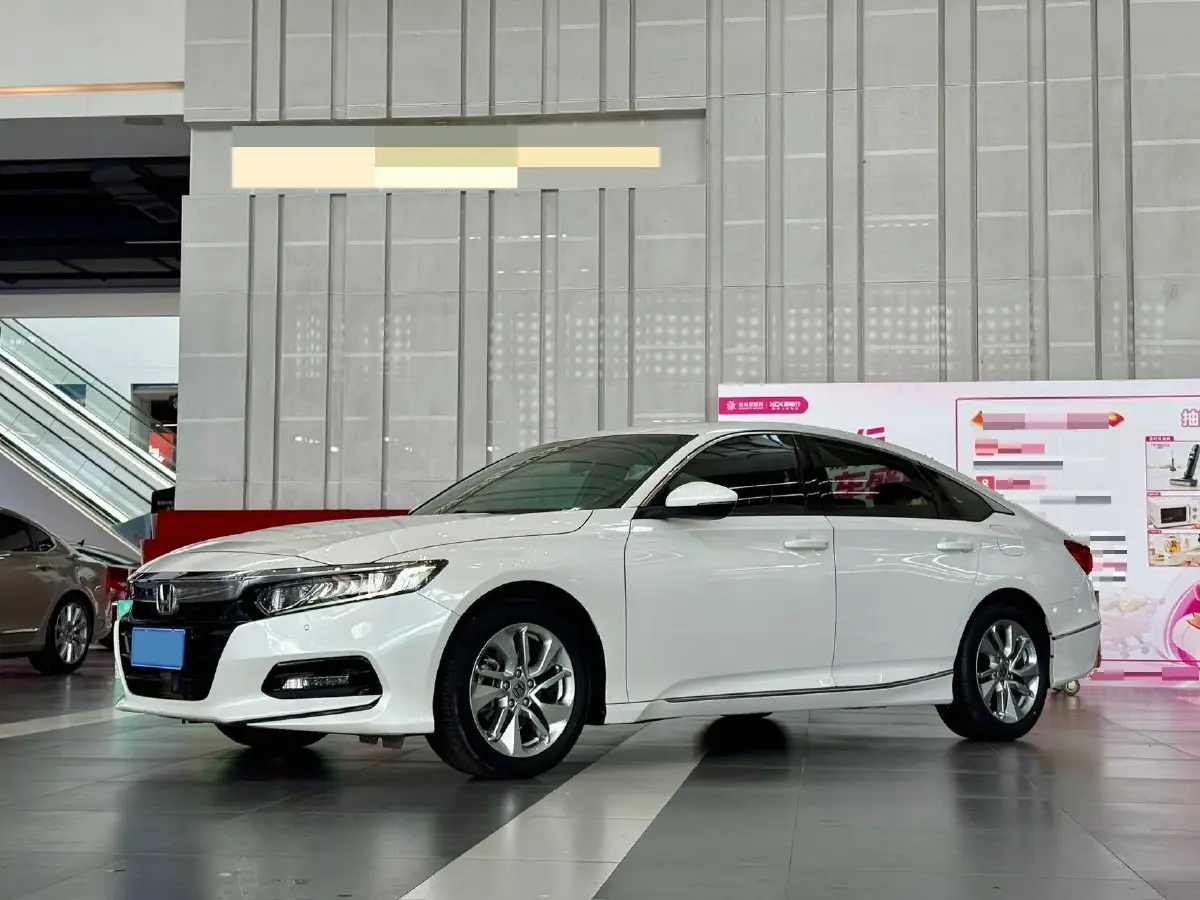 2018 Honda Accord 1.5T 194HP L4 CVT