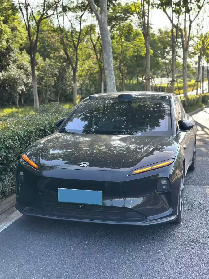 2024 NIO ET5T BEV 75KWH