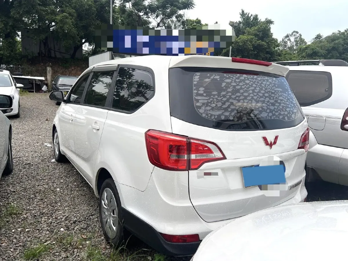2020 WuLing 730 1.5L 105HP L4 6MT,autocango,china used car exporter,china ev exporter,chinese used car exporter,chinese used ev exporter