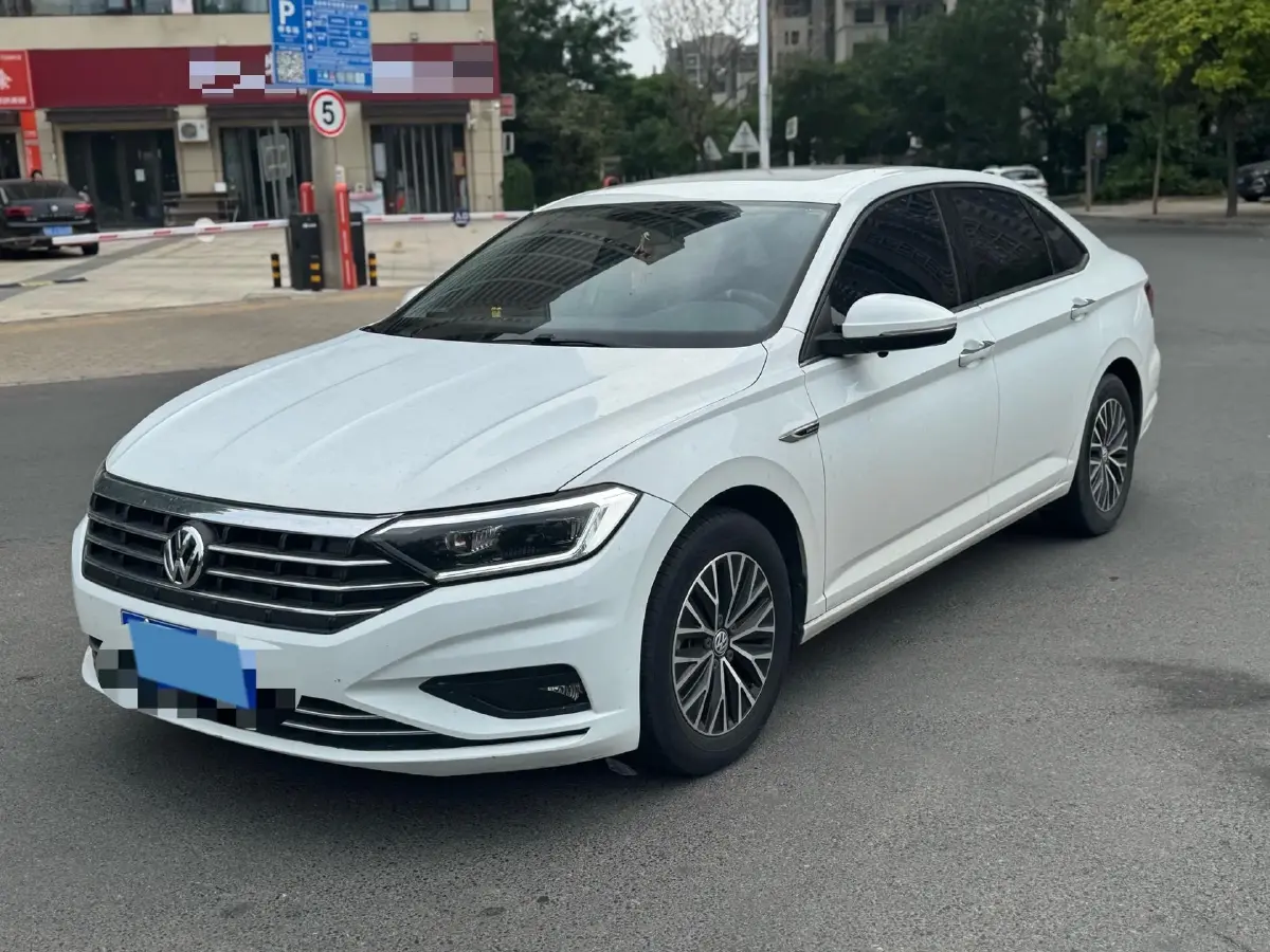 2020 Volkswagen Sagitar 1.4T 150HP L4 7DCT