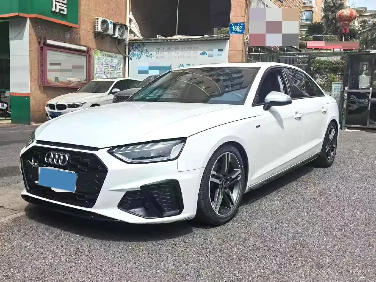 2019 Audi A4L 2.0T 190HP L4 7DCT