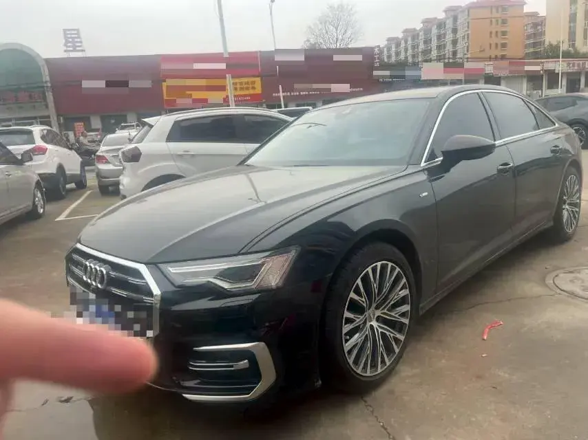 2024 Audi A6L 2.0T 245HP L4 7DCT