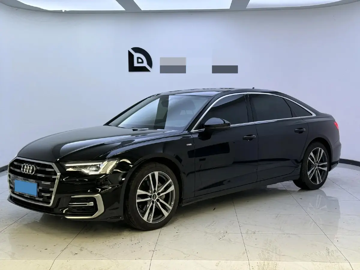 2024 Audi A6L 2.0T 190HP L4 7DCT